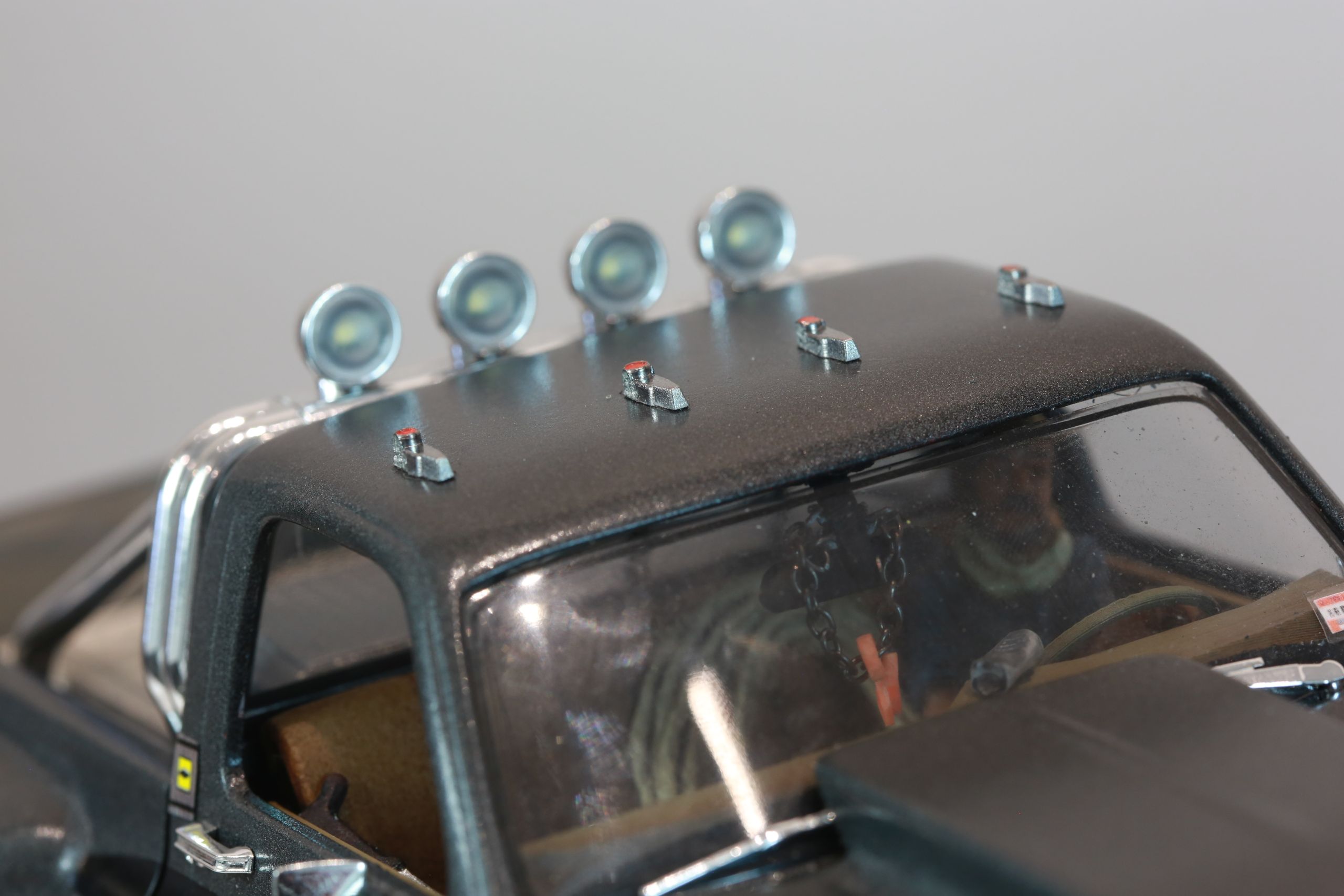 1/18 scale traxxas trx4m based custom rc build of a chevy k10 with micro leaf spring suspension system.