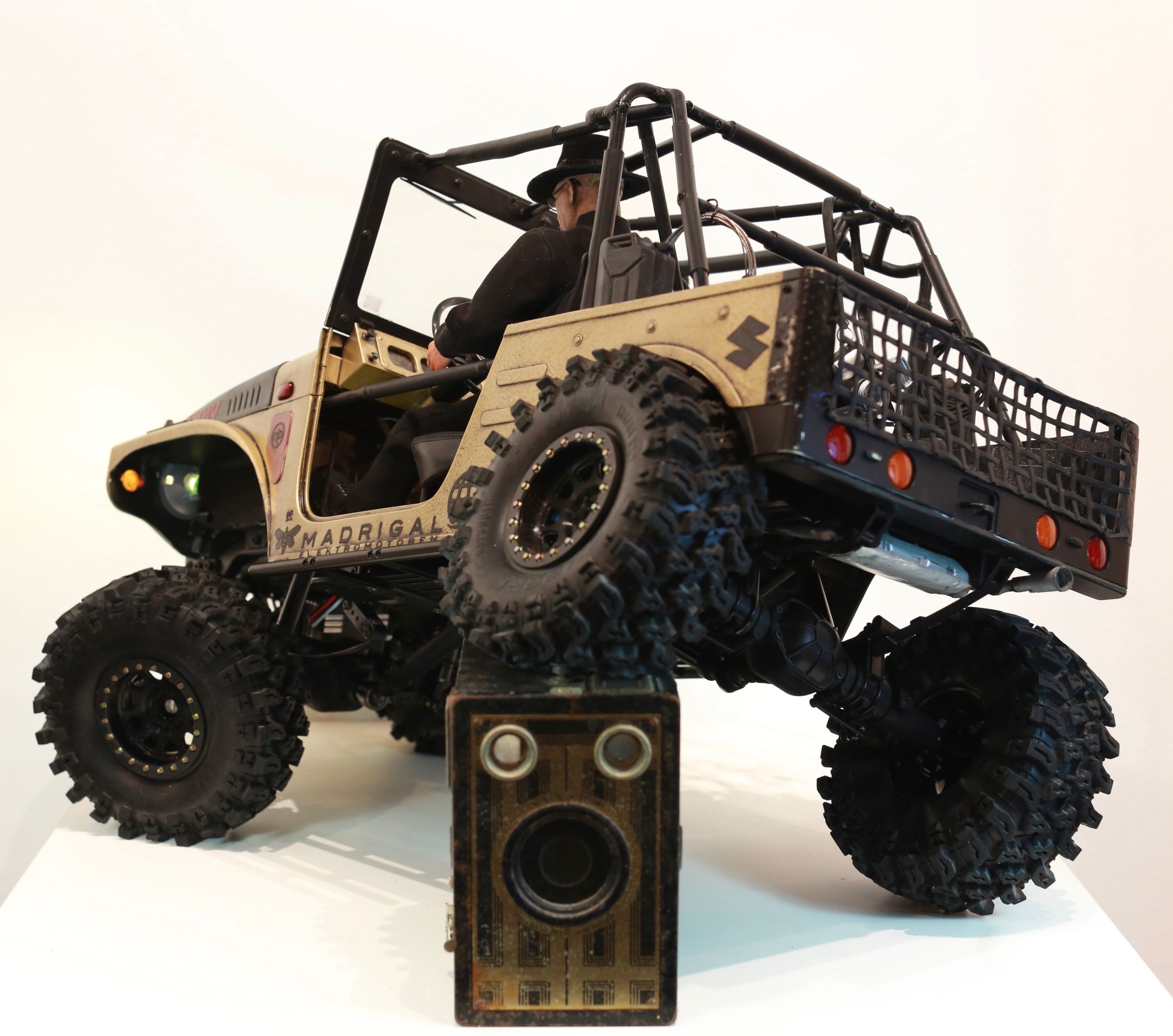 1/6 scale FMS Suzuki Jimny rc truck with Breaking Bad Walter White theme.